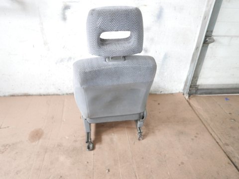 Fotel prawy pasażera przód HONDA CRV CR-V I RD1 95-99 Fotel prawy pasażera przód HONDA CRV CR-V I RD1 95-99