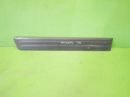 Listwa drzwiowa prawa tył HONDA CRV CR-V I RD1 95-99