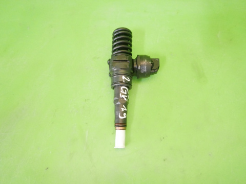 Pompowtrysk pomowtryskiwacz 038130073AG VW GOLF V 1.9 TDI 03-09 Pompowtrysk pomowtryskiwacz 038130073AG VW GOLF V 1.9 TDI 03-09