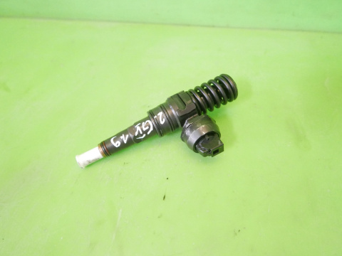Pompowtrysk pomowtryskiwacz 038130073AG VW GOLF V 1.9 TDI 03-09 Pompowtrysk pomowtryskiwacz 038130073AG VW GOLF V 1.9 TDI 03-09