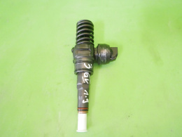 Pompowtrysk pomowtryskiwacz 038130073AG VW GOLF V 1.9 TDI 03-09