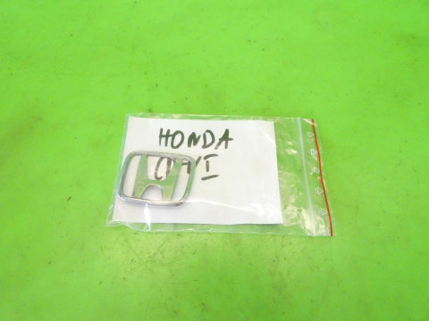 Logo znaczek emblemat H tył HONDA CRV CR-V I RD1 95-99 Logo znaczek emblemat H tył HONDA CRV CR-V I RD1 95-99