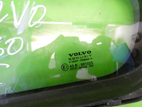 Szyba drzwiowa lewa tył mała VOLVO S60 I SEDAN 5D 00-04 Szyba drzwiowa lewa tył mała VOLVO S60 I SEDAN 5D 00-04