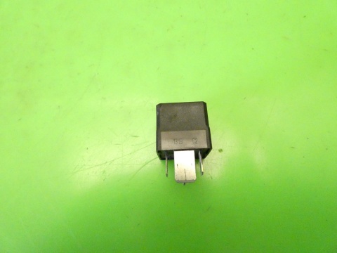 Przekaźnik 9441158 VOLVO S60 I 2.4 D5 00-04