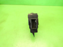 Przełącznik szyby prawy przód 8682950 VOLVO S60 I 00-04