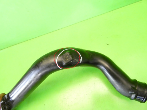 Rura przewód powietrza intercoolera 8624887 VOLVO S60 I 2.4 D5 00-04