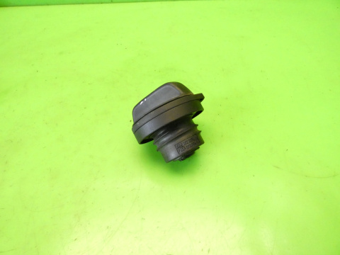 Korek wlewu paliwa diesel VOLVO S60 I 2.4 D5 00-04 Korek wlewu paliwa diesel VOLVO S60 I 2.4 D5 00-04