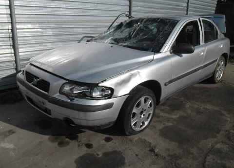 Skrzynka bezpieczników 9162439 VOLVO S60 I 2.4 D5 00-04