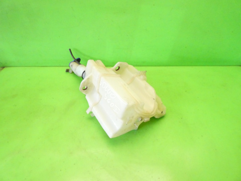 Zbiorniczek spryskiwaczy 9484282 VOLVO S60 I 2.4 D5 00-04 Zbiorniczek spryskiwaczy 9484282 VOLVO S60 I 2.4 D5 00-04