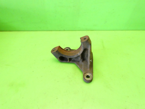 Łapa podpora półosi 9143465 VOLVO S60 I 2.4 D5 00-04 Łapa podpora półosi 9143465 VOLVO S60 I 2.4 D5 00-04