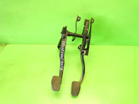 Pedał sprzęgła hamulca VOLVO S60 I 2.4 D5 00-04