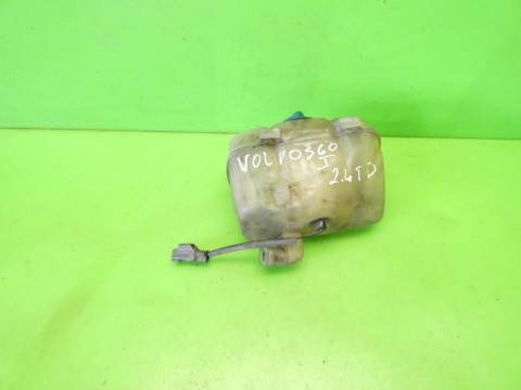 Zbiorniczek wyrównawczy 8683455 VOLVO S60 I 2.4 D5 00-04 Zbiorniczek wyrównawczy 8683455 VOLVO S60 I 2.4 D5 00-04