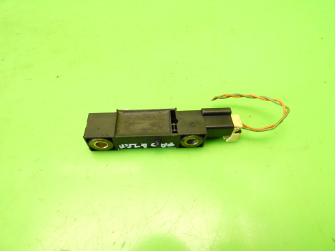 Czujnk uderzeniowy prawy tył 8622365 VOLVO S60 I 2.4 D5 00-04 Czujnk uderzeniowy prawy tył 8622365 VOLVO S60 I 2.4 D5 00-04