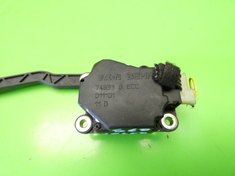 Silniczek nagrzewnicy sterowania nawiewem 74933D VOLVO S60 I 00-04