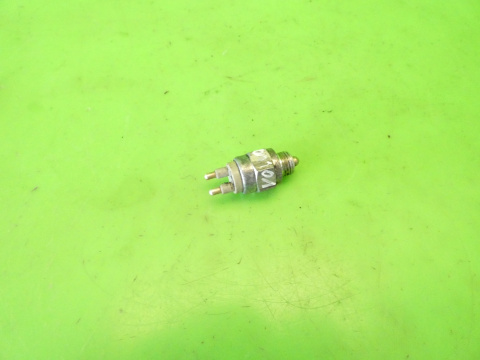 Czujnik świateł wstecznego biegu cofania VOLVO S60 I 2.4 D5 00-04 Czujnik świateł wstecznego biegu cofania VOLVO S60 I 2.4 D5 00-04