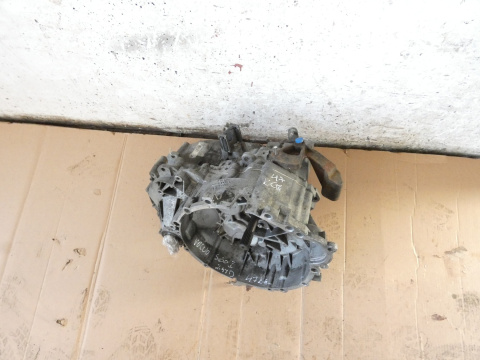 Skrzynia 5 biegów manualna VOLVO S60 I 2.4 D5 00-04 Skrzynia 5 biegów manualna VOLVO S60 I 2.4 D5 00-04