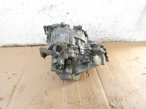 Skrzynia 5 biegów manualna VOLVO S60 I 2.4 D5 00-04 Skrzynia 5 biegów manualna VOLVO S60 I 2.4 D5 00-04