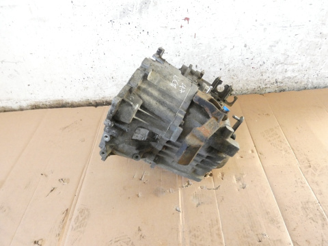 Skrzynia 5 biegów manualna VOLVO S60 I 2.4 D5 00-04 Skrzynia 5 biegów manualna VOLVO S60 I 2.4 D5 00-04