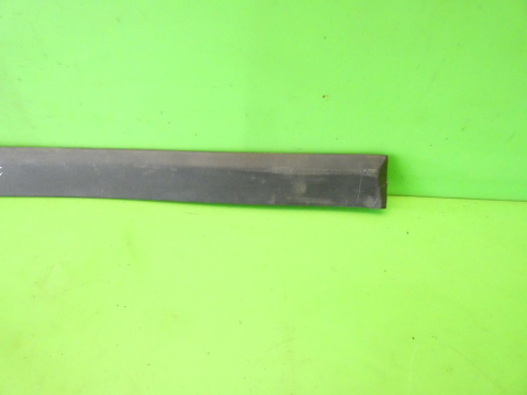 Listwa drzwiowa prawa tył VOLVO S60 I 00-04 Listwa drzwiowa prawa tył VOLVO S60 I 00-04