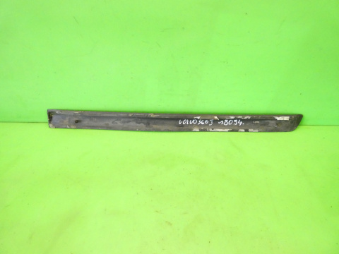 Listwa drzwiowa prawa tył VOLVO S60 I 00-04 Listwa drzwiowa prawa tył VOLVO S60 I 00-04