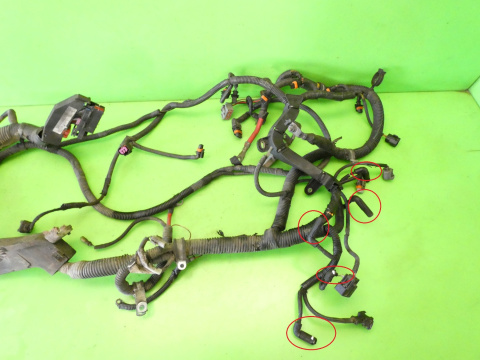 Wiązka instalacja silnika VOLVO S60 I 2.4 D5 00-04 Wiązka instalacja silnika VOLVO S60 I 2.4 D5 00-04