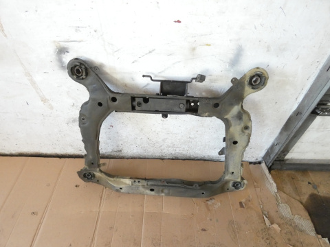 Sanki wózek belka zawieszenia przód VOLVO S60 I 2.4 D5 00-04 Sanki wózek belka zawieszenia przód VOLVO S60 I 2.4 D5 00-04