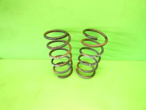 Sprężyny tył tylne VOLVO S60 I 2.4 D5 SEDAN 00-04 Sprężyny tył tylne VOLVO S60 I 2.4 D5 SEDAN 00-04