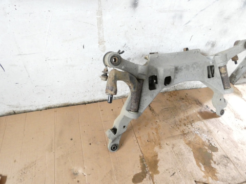 Sanki wózek belka zawieszenia tył VOLVO S60 I 2.4 D5 00-04 Sanki wózek belka zawieszenia tył VOLVO S60 I 2.4 D5 00-04