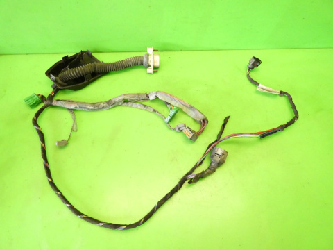 Wiązka instalacja drzwi prawa przód 8676093 VOLVO S60 I 00-04 Wiązka instalacja drzwi prawa przód 8676093 VOLVO S60 I 00-04
