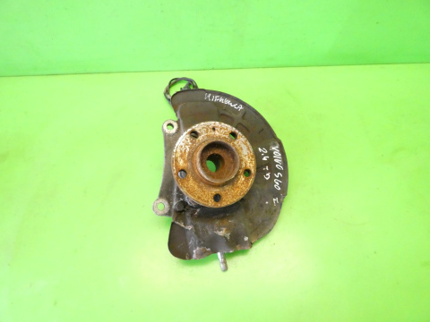 Zwrotnica piasta lewa przód VOLVO S60 I 2.4 D5 00-04 Zwrotnica piasta lewa przód VOLVO S60 I 2.4 D5 00-04