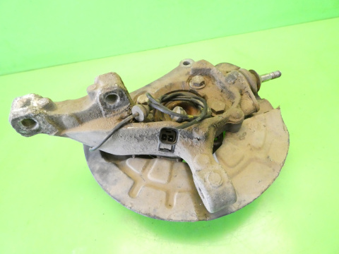 Zwrotnica piasta lewa przód VOLVO S60 I 2.4 D5 00-04 Zwrotnica piasta lewa przód VOLVO S60 I 2.4 D5 00-04