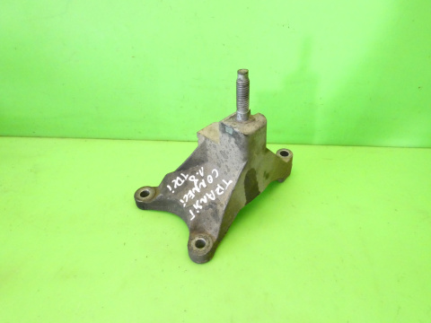 Łapa podpora skrzyni 98AB7M125AF FORD TRANSIT CONNECT MK1 1.8 TDCI Łapa podpora skrzyni 98AB7M125AF FORD TRANSIT CONNECT MK1 1.8 TDCI