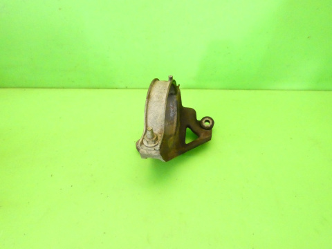 Łapa podpora półosi prawa 4M513K305BC FORD TRANSIT CONNECT MK1 1.8 TDCI Łapa podpora półosi prawa 4M513K305BC FORD TRANSIT CONNECT MK1 1.8 TDCI