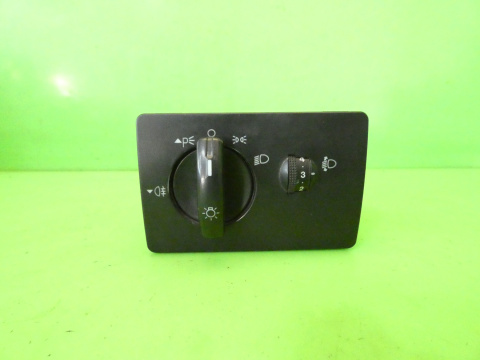 Przełącznik włącznik świateł 4M5T13A024EA FORD TRANSIT CONNECT MK1 FL Przełącznik włącznik świateł 4M5T13A024EA FORD TRANSIT CONNECT MK1 FL
