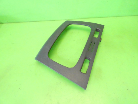 Ramka radia deski FORD TRANSIT CONNECT MK1 FL 09-13 Ramka radia deski FORD TRANSIT CONNECT MK1 FL 09-13