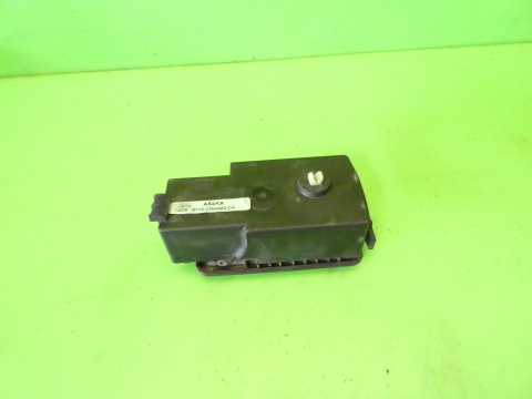 Klamka wewnętrzna prawa przód 8T16V266A62CA FORD TRANSIT CONNECT MK1 FL 09-