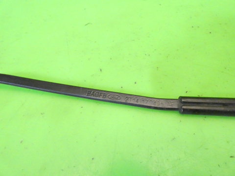 Ramię wycieraczki lewe przód 2T1417C495AE FORD TRANSIT CONNECT MK1 FL 09- Ramię wycieraczki lewe przód 2T1417C495AE FORD TRANSIT CONNECT MK1 FL 09-