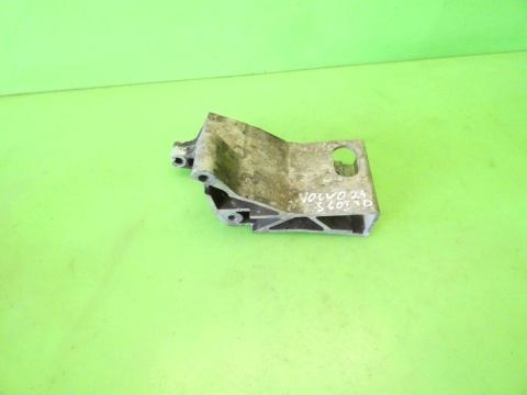 Łapa wspornik mocowanie silnika 8684380 VOLVO S60 I 2.4 D5 00-04