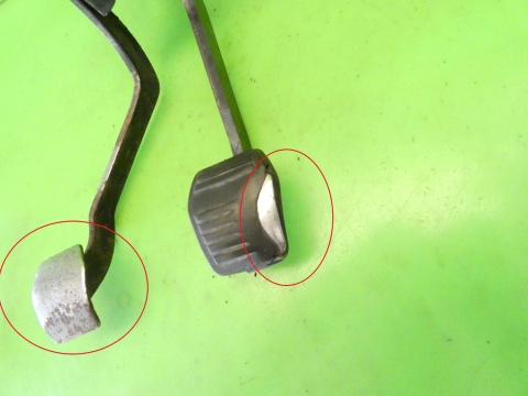 Pedały sprzęgła hamulca FORD TRANSIT CONNECT MK1 FL 1.8 TDCI 09-13