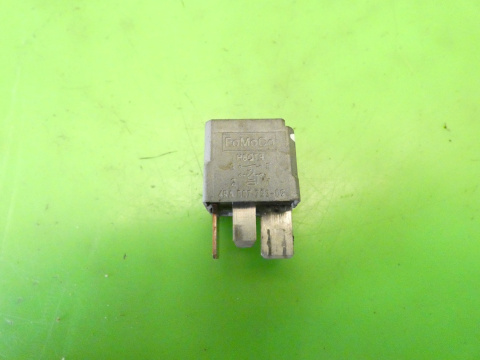 Przekaźnik 6G9T14B192EA FORD TRANSIT CONNECT MK1 FL 1.8 TDCI 09-13 Przekaźnik 6G9T14B192EA FORD TRANSIT CONNECT MK1 FL 1.8 TDCI 09-13