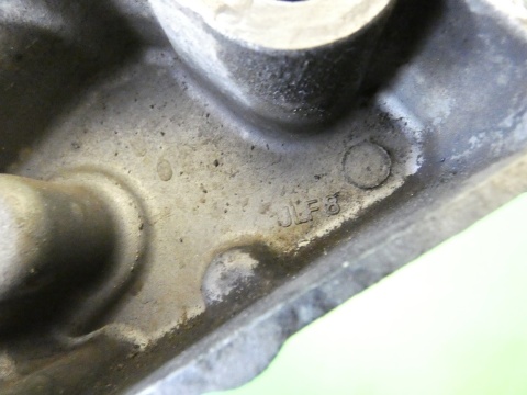 Podstawa filtra oleju chłodniczka FORD TRANSIT CONNECT MK1 FL 1.8 TDCI 09-