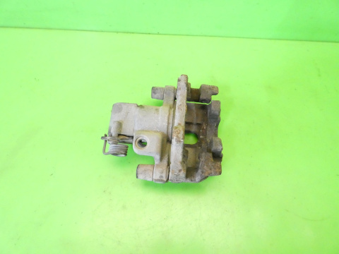 Zacisk hamulcowy prawy tył + jarzmo FORD TRANSIT CONNECT MK1 FL 1.8 TDCI Zacisk hamulcowy prawy tył + jarzmo FORD TRANSIT CONNECT MK1 FL 1.8 TDCI