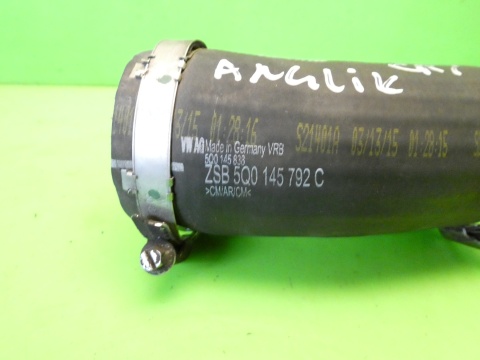 Rura przewód wąż intercoolera turbiny 5Q0145838 VW GOLF VII GTI 2.0 TSI 12-