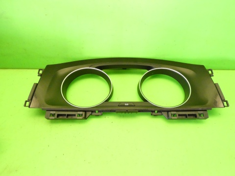 Dekor ramka deski licznika 5G0857059 VW GOLF VII GTI 12-16