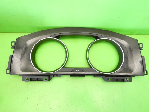 Dekor ramka deski licznika 5G0857059 VW GOLF VII GTI 12-16
