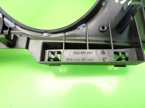 Dekor ramka deski licznika 5G0857059 VW GOLF VII GTI 12-16