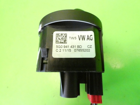 Przełącznik włącznik świateł halogenów 5G0941431BD VW GOLF VII GTI 12-16
