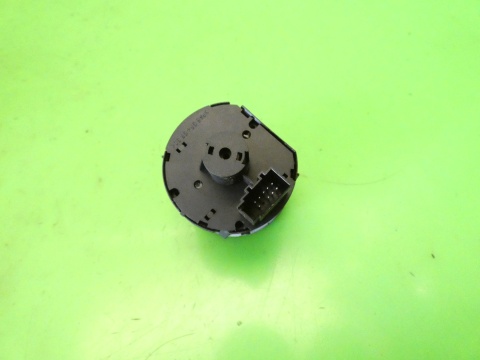 Przełącznik włącznik świateł halogenów 5G0941431BD VW GOLF VII GTI 12-16