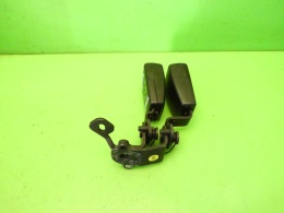 Zapięcie zatrzask pasa lewy środek tył 8V0857739A VW GOLF VII GTI HB 12-16