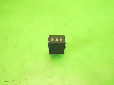 Przekaźnik 646 4H0951253C V23374A1001X010 VW GOLF VII GTI 2.0 TSI 12-16